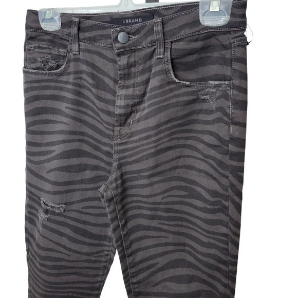 J Brand Ruby High Waisted Zebra Distressed Jeans Size 27 - Picture 5 of 8